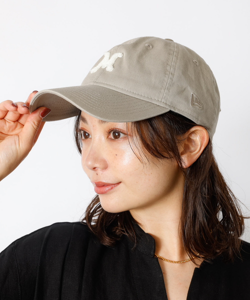 MICA&DEAL(マイカ&ディール)の「追加【MICA&DEALxNEW ERA / マイカアンドディール × ニューエラ】コラボレーションキャップ / ロゴキャップ / ベースボールキャップ(キャップ・レディース・ベージュ/ブラック/グレイッシュベージュ・フリー)」の5枚目の写真
