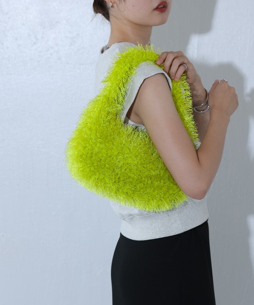 COLONY 2139（コロニートゥーワンスリーナイン）の「フリンジボアバッグ（ハンドバッグ・レディース・ブルー/ライム/ブラック・FREE）」の8枚目の写真