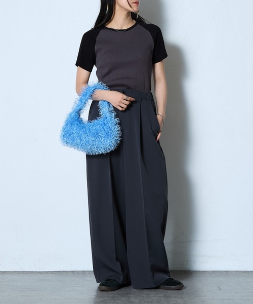 COLONY 2139（コロニートゥーワンスリーナイン）の「フリンジボアバッグ（ハンドバッグ・レディース・ブルー/ライム/ブラック・FREE）」の20枚目の写真