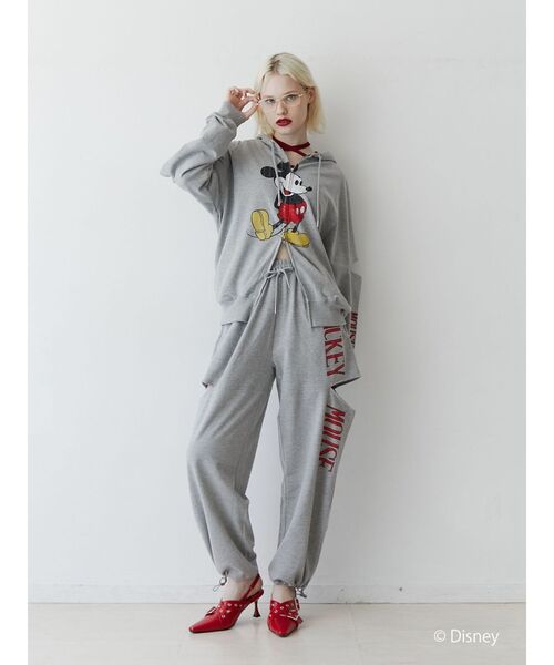 jouetie（ジュエティ）の「【ミッキー＆ミニー】ロゴスリットスウェットパンツ【セットアップ対応】（スウェットパンツ・レディース・ピンク/グレー・MEDIUM）」の6枚目の写真