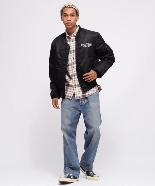 AVIREX（アヴィレックス）の「MA-1 "VANGUARDS" / MA-1 "ヴァンガーズ" / AVIREX / アヴィレックス（ミリタリージャケット・メンズ・ブラック/セージグリーン・MEDIUM/LARGE/X-LARGE/XX-LARGE）」の18枚目の写真