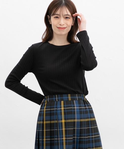 Honeys(ハニーズ)の「ボートネックTシャツ(Tシャツ/カットソー・レディース・ネイビー/レッド/ブラウン/オフホワイト/ブラック/ブルーグリーン/グレイッシュベージュ・S/M/L/LL)」の11枚目の写真