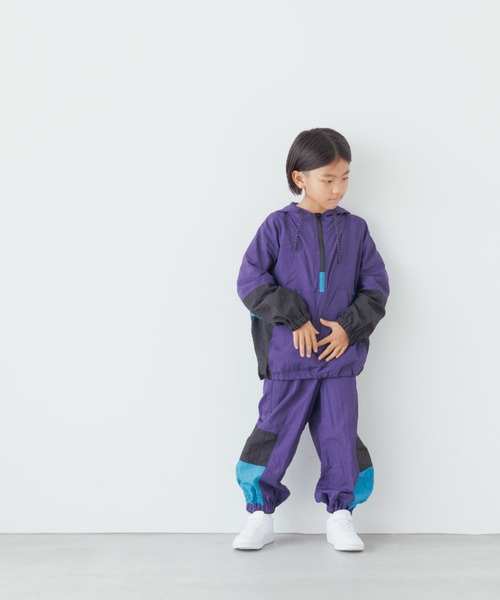 LOWRYS FARM(ローリーズファーム)の「ナイロンキリカエアノラック 145797(ブルゾン・キッズ・パープル/ブラック・150cm/140cm/130cm/120cm/110cm)」の12枚目の写真