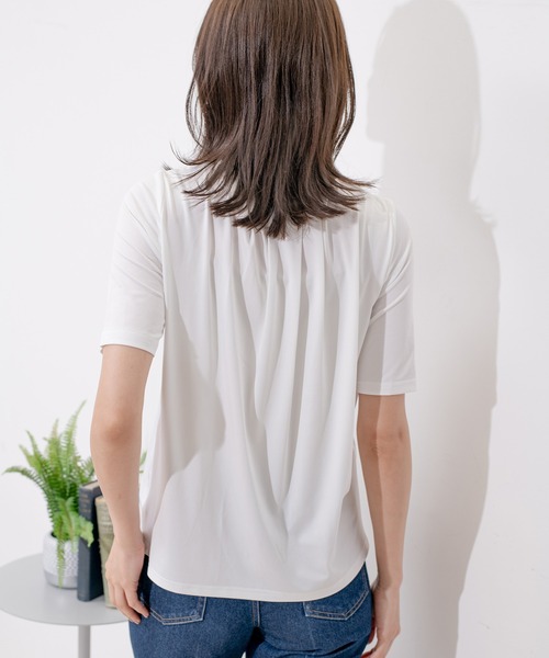 Jayro(ジャイロ)の「クールサテンネックレス付プルオーバー(Tシャツ/カットソー・レディース・ブラック/ホワイト系その他/ピンク/サックスブルー・M)」の7枚目の写真
