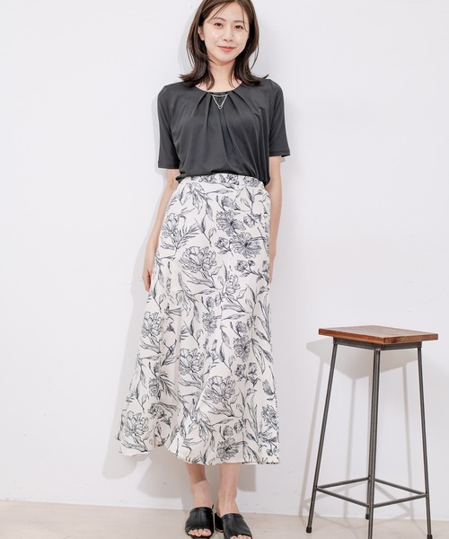 Jayro(ジャイロ)の「クールサテンネックレス付プルオーバー(Tシャツ/カットソー・レディース・ブラック/ホワイト系その他/ピンク/サックスブルー・M)」の14枚目の写真