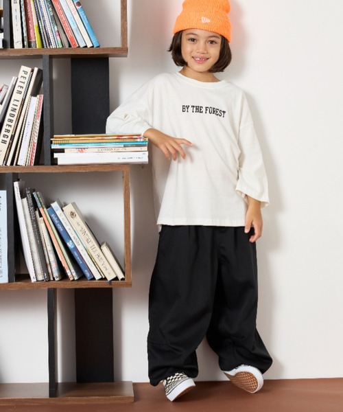 Auntie Rosa Holiday（アンティローザホリデー）の「バックプリントカレッジロゴルーズTEE（Tシャツ/カットソー・キッズ・ネイビー/オフホワイト/ブルー・130/140/150/160）」の14枚目の写真