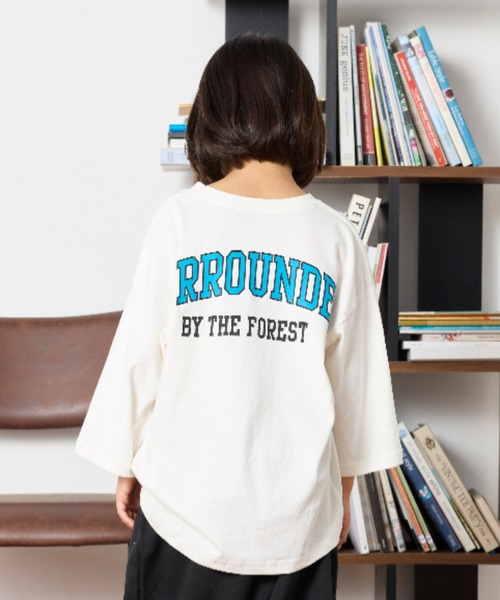 Auntie Rosa Holiday（アンティローザホリデー）の「バックプリントカレッジロゴルーズTEE（Tシャツ/カットソー・キッズ・ネイビー/オフホワイト/ブルー・130/140/150/160）」の12枚目の写真