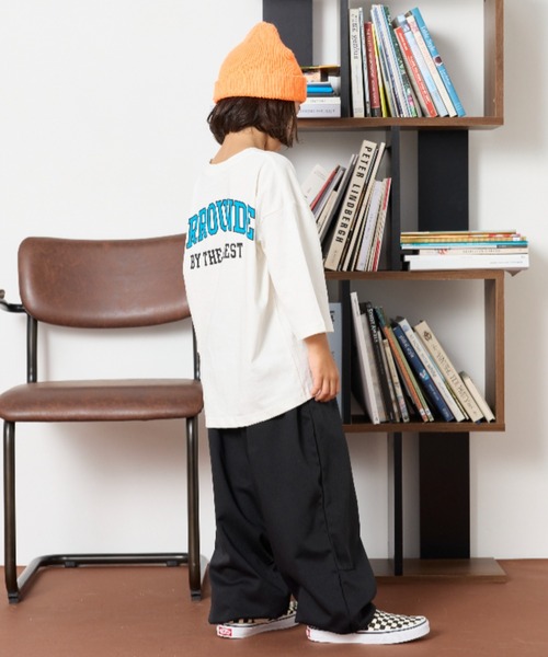 Auntie Rosa Holiday（アンティローザホリデー）の「バックプリントカレッジロゴルーズTEE（Tシャツ/カットソー・キッズ・ネイビー/オフホワイト/ブルー・130/140/150/160）」の16枚目の写真