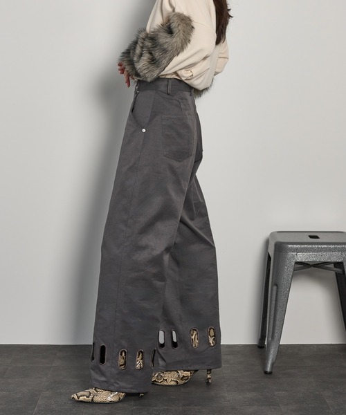 THE YOn（ザヨン）の「アイレットヘムツイルワイドパンツ（チノパンツ・レディース・レディッシュグレー/アイボリー/チャコールグレー・S/M）」の7枚目の写真