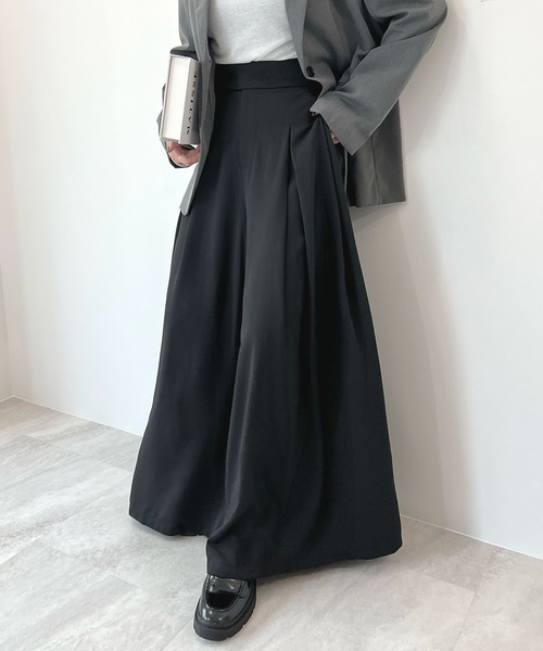 Futier land（フューティアランド）の「ハイウエストベルトワイドスラックス（スラックス・レディース・ライトベージュ/ブラック/グレー・SMALL/MEDIUM/LARGE）」の5枚目の写真