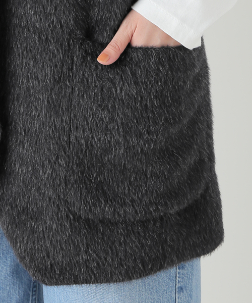 SAYAKADAVIS(サヤカディヴィス)の「SAYAKA DAVIS ECO FUR RVERSIBLE VEST TBL6-SAF:ベスト(ベスト・レディース・ブラック・SMALL)」の13枚目の写真