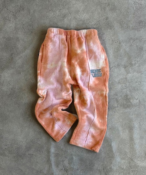 BIG FIELD（ビッグフィールド）の「タイダイスウェットパンツ（スウェットパンツ・キッズ・ピンク/チャコール/ブルー・90/100/110/120/130/140/150）」の3枚目の写真