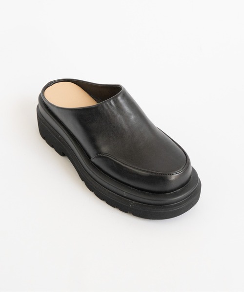 Fabby fabby（ファビィーファビィー）の「チャンキーヒールクロッグサンダル（サンダル・レディース・ブラック・SMALL/MEDIUM/LARGE）」の2枚目の写真