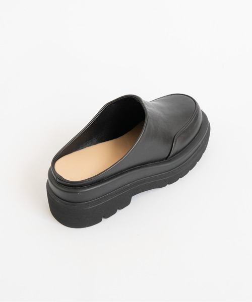 Fabby fabby（ファビィーファビィー）の「チャンキーヒールクロッグサンダル（サンダル・レディース・ブラック・SMALL/MEDIUM/LARGE）」の3枚目の写真