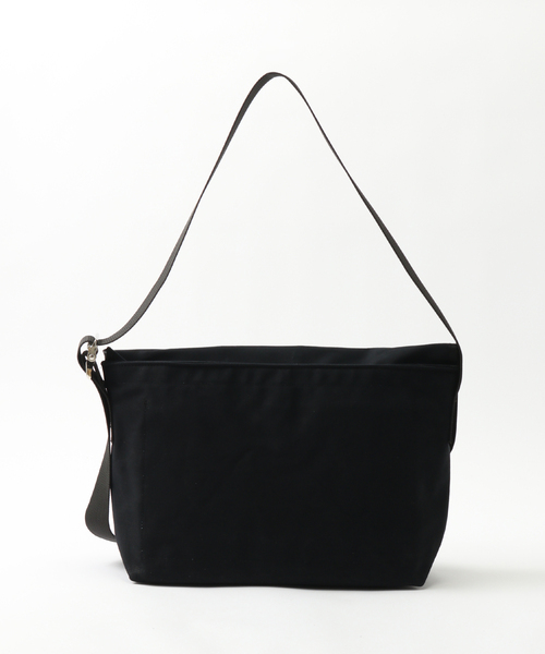 セール】De Martini / ディ マティーニ MESSENGERBAG M セール】De Martini / ディ マティーニ MESSENGERBAG M