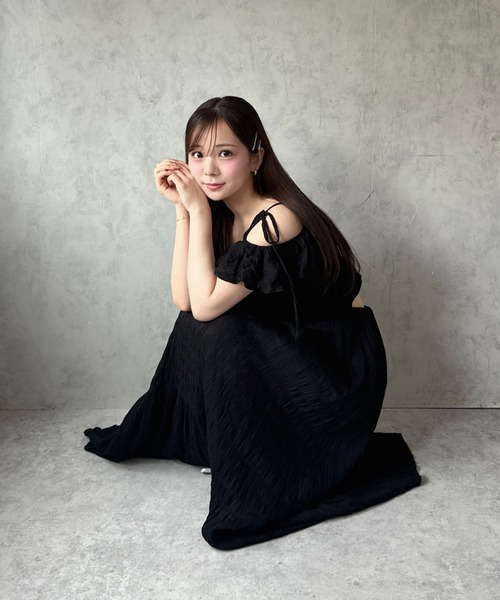favclo.(ファブクロ)の「off shoulder maxi one piece / オフショルマキシワンピース(ワンピース・レディース・ブラック/アイボリー/ピンク・FREE)」の8枚目の写真