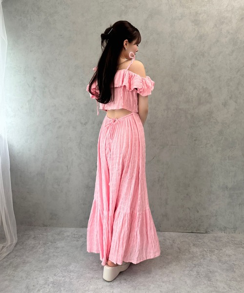 favclo.(ファブクロ)の「off shoulder maxi one piece / オフショルマキシワンピース(ワンピース・レディース・ブラック/アイボリー/ピンク・FREE)」の17枚目の写真