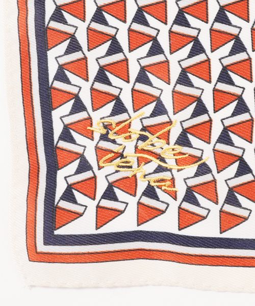 SLOBE IENA（スローブイエナ）の「SLOBE 大判スカーフ（バンダナ/スカーフ・レディース・イエロー/レッド/ブラウン・FREE）」の12枚目の写真