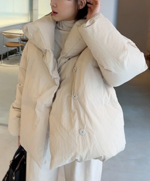 風合いを、楽しむ。ハイネックショートコート