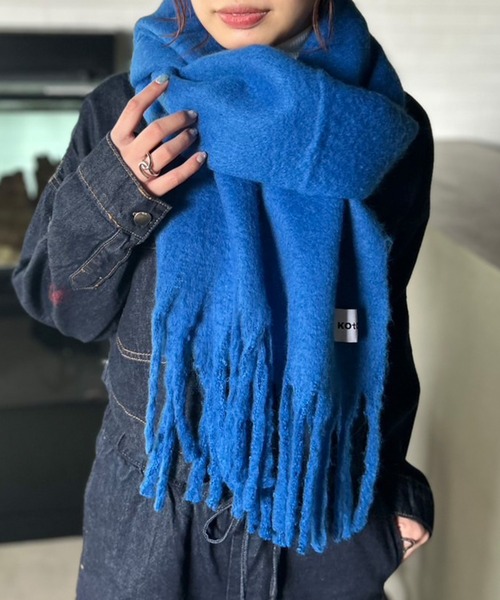 Kotoe(コトエ)の「【UNISEX】 10色展開 カラーボリュームマフラー フリンジ 無地(マフラー・レディース・ライトピンク/カーキ/ライトブルー/ブラック/ブルー/グレー/グリーン/レッド/ライトパープル/ベージュ・FREE)」の7枚目の写真