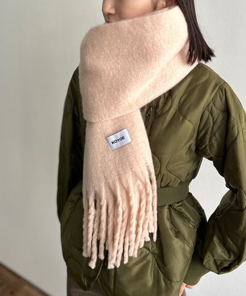Kotoe(コトエ)の「【UNISEX】 10色展開 カラーボリュームマフラー フリンジ 無地(マフラー・レディース・ライトピンク/カーキ/ライトブルー/ブラック/ブルー/グレー/グリーン/レッド/ライトパープル/ベージュ・FREE)」の14枚目の写真