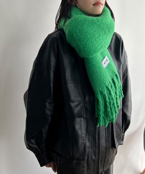 Kotoe(コトエ)の「【UNISEX】 10色展開 カラーボリュームマフラー フリンジ 無地(マフラー・レディース・ライトピンク/カーキ/ライトブルー/ブラック/ブルー/グレー/グリーン/レッド/ライトパープル/ベージュ・FREE)」の17枚目の写真