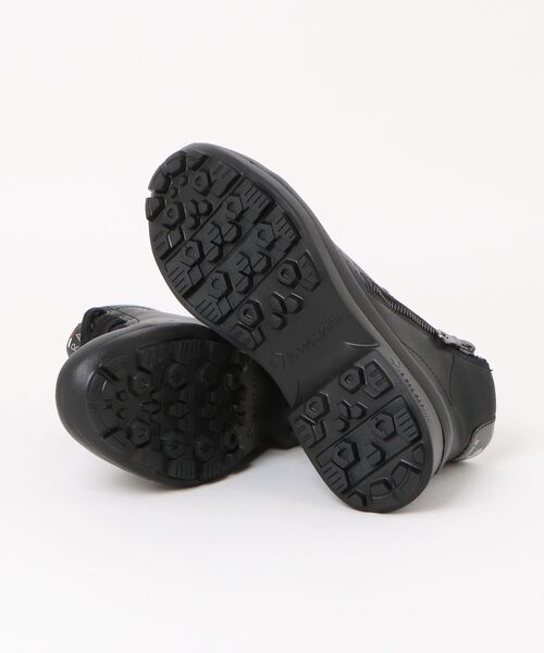 le coq sportif(ルコックスポルティフ)の「【レイン対応】サイドジッパーレースアップブーツ(ラ ローラン RG)(ブーツ・レディース・ブラック/ホワイト系その他2・L/LL/M)」の4枚目の写真