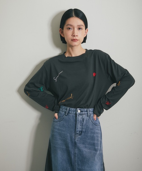 ANOTHER S（アナザーエス）の「マルチロゴプリントロングTシャツ（Tシャツ/カットソー・レディース・チャコールグレー/オフホワイト・M）」の15枚目の写真