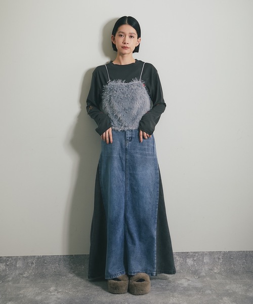 ANOTHER S（アナザーエス）の「マルチロゴプリントロングTシャツ（Tシャツ/カットソー・レディース・チャコールグレー/オフホワイト・M）」の10枚目の写真