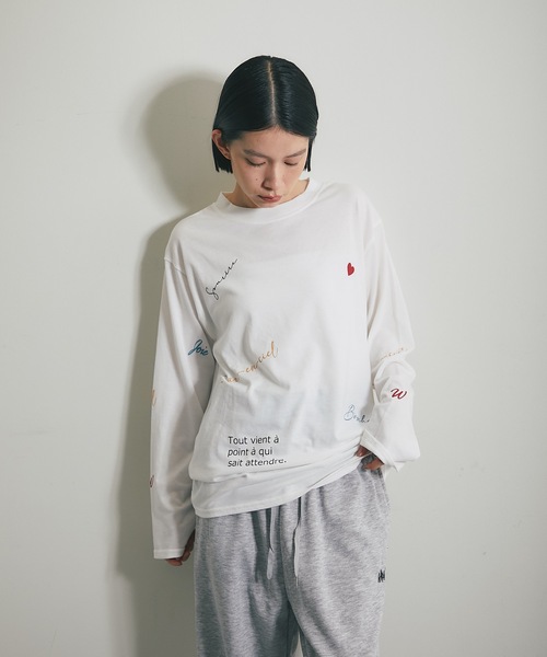 ANOTHER S（アナザーエス）の「マルチロゴプリントロングTシャツ（Tシャツ/カットソー・レディース・チャコールグレー/オフホワイト・M）」の6枚目の写真