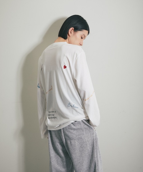 ANOTHER S（アナザーエス）の「マルチロゴプリントロングTシャツ（Tシャツ/カットソー・レディース・チャコールグレー/オフホワイト・M）」の13枚目の写真