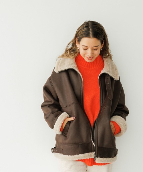 BAYFLOW(ベイフロー)の「シングルムートンジャケット(ムートンコート・レディース・ブラック/ブラウン・MEDIUM/SMALL)」の2枚目の写真