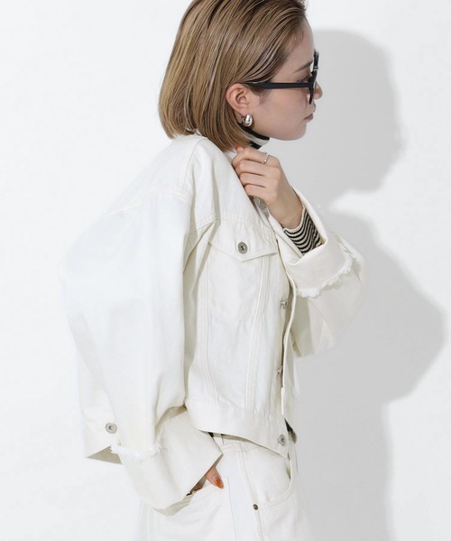 Gready Brilliant（グレディブリリアン）の「デニムフリンジGジャン（デニムジャケット・レディース・ブラック/キナリ・FREE）」の8枚目の写真