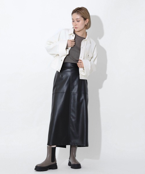 Gready Brilliant（グレディブリリアン）の「デニムフリンジGジャン（デニムジャケット・レディース・ブラック/キナリ・FREE）」の9枚目の写真