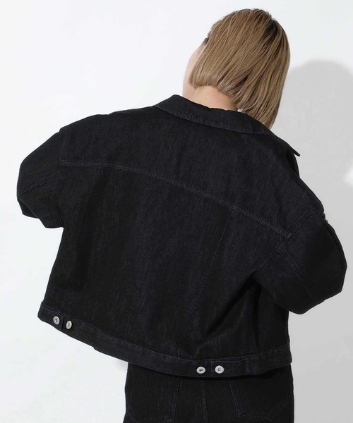 Gready Brilliant（グレディブリリアン）の「デニムフリンジGジャン（デニムジャケット・レディース・ブラック/キナリ・FREE）」の18枚目の写真