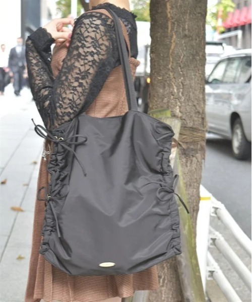 axes femme（アクシーズファム）の「サイドドロストリボントート（トートバッグ・レディース・ブラック/ピンク/キナリ・FREE）」の4枚目の写真