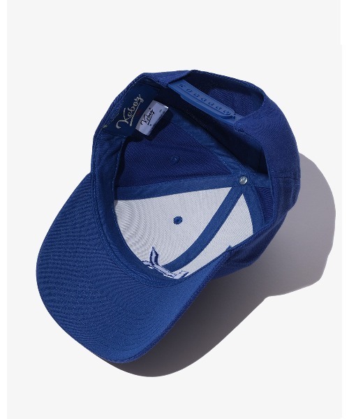KEBOZ（ケボズ）の「MKT CURVED VISOR SNAPBACK CAP（キャップ・メンズ・ブラック/ブルー/レッド/ホワイト・FREE）」の12枚目の写真
