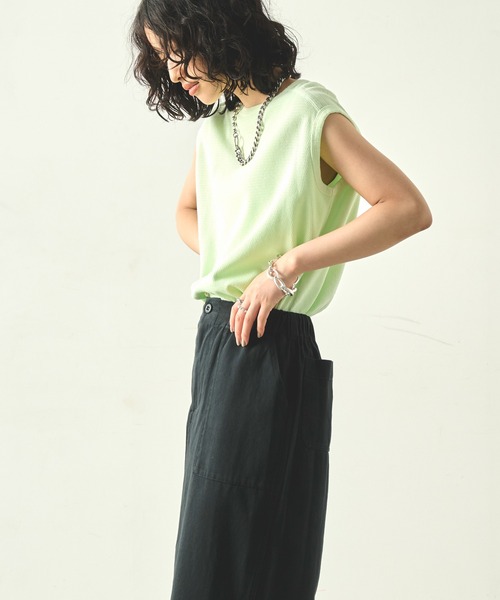 kha:ki(カーキ)の「「KHA:KI / カーキ」 ハニカムスリーブレストップ HONEYCOMB SLEEVELESS TOP(Tシャツ/カットソー・レディース・ブラック/オフホワイト/オレンジ系その他/ライトグリーン・1)」の9枚目の写真
