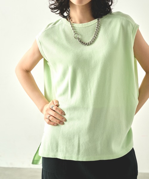 kha:ki(カーキ)の「「KHA:KI / カーキ」 ハニカムスリーブレストップ HONEYCOMB SLEEVELESS TOP(Tシャツ/カットソー・レディース・ブラック/オフホワイト/オレンジ系その他/ライトグリーン・1)」の12枚目の写真