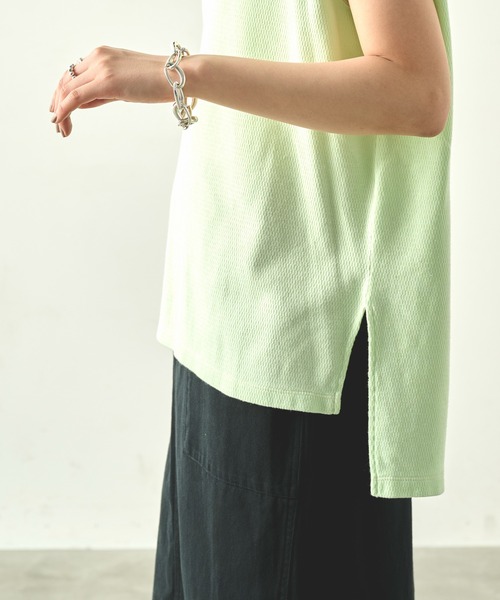 kha:ki(カーキ)の「「KHA:KI / カーキ」 ハニカムスリーブレストップ HONEYCOMB SLEEVELESS TOP(Tシャツ/カットソー・レディース・ブラック/オフホワイト/オレンジ系その他/ライトグリーン・1)」の13枚目の写真