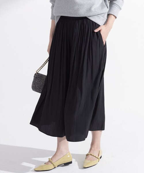 組曲(クミキョク)の「ギャザーライトデシン パンツ(その他パンツ・レディース・アイボリー系/ピンク系9/ベージュ系/ブラック系・3/2/1)」の2枚目の写真