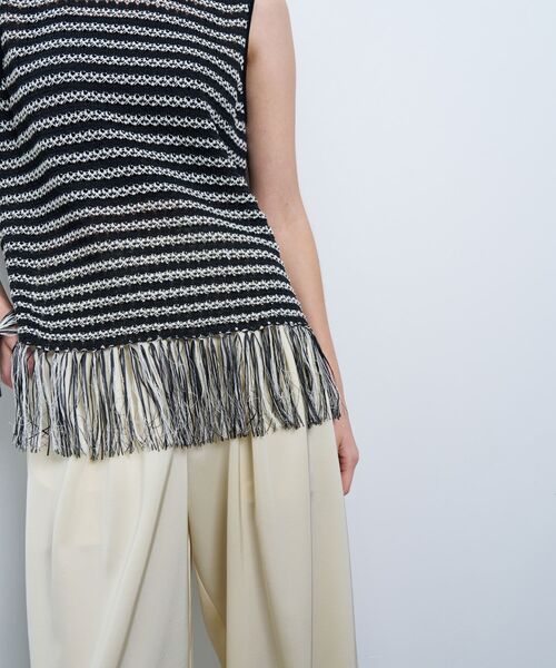 LANVIN en Bleu(ランバンオンブルー)の「フリンジヘムノースリーブニット(ニット/セーター・レディース・オレンジ/ブラック・38)」の17枚目の写真