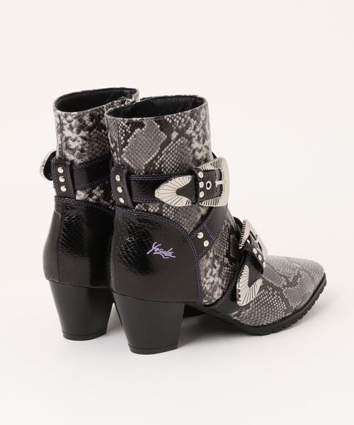 YOSUKE（ヨースケ）の「「YOSUKE/ヨースケ」メンズベルティッドショートブーツ（ブーツ・メンズ・ブラック×レッド/ブラック/パイソン・27/26）」の4枚目の写真