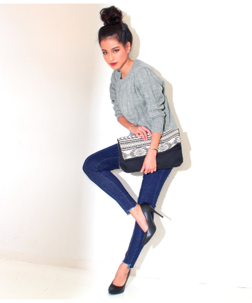 ANAP（アナップ）の「ケーブルクロップドニット（ニット/セーター・レディース・ブラック/ワイン/オフホワイト/グレー・FREE）」の3枚目の写真