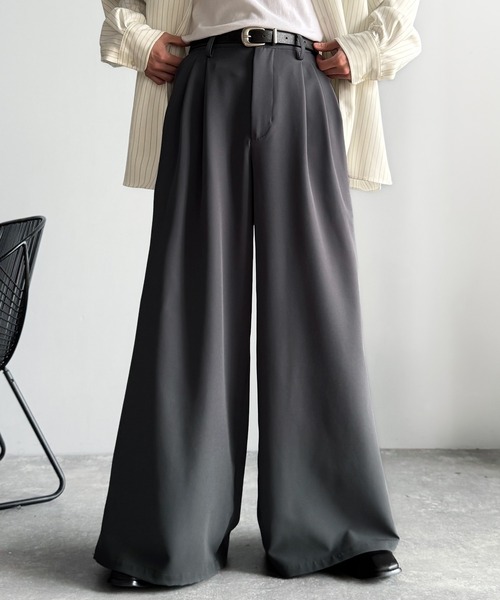 Classical Origin(クラシカルオリジン)の「3タック スーパーワイド ボリュームスラックス/Three-Tuck Super Wide Volume Trousers(スラックス・メンズ・ブラック/チャコール・LARGE/MEDIUM/SMALL)」の16枚目の写真