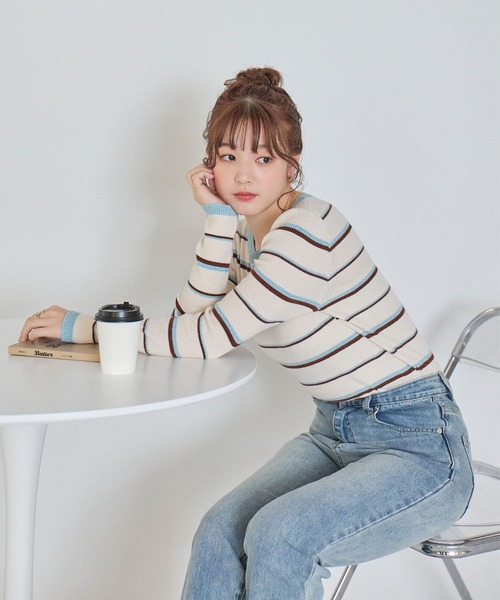 LinoU.(リノユー)の「ランダム配色ボーダーニット(ニット/セーター・レディース・アイボリー/オフホワイト/ブラウン・FREE)」の11枚目の写真