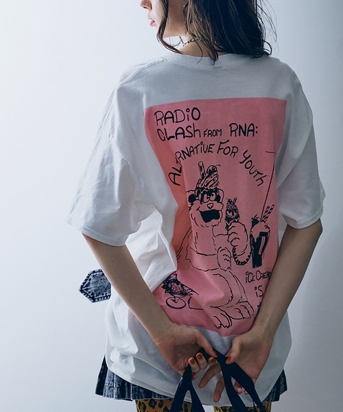 RNA(アールエヌエー)の「M2420 ユースロゴT(Tシャツ/カットソー・レディース・ホワイト/ブルー/ブラック・SMALL/X-LARGE)」の2枚目の写真