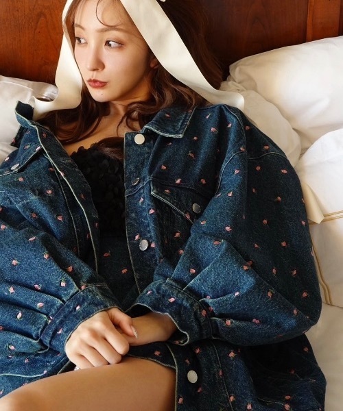 刺繍フラワーデニムジャケット（デニムジャケット）｜Rosy luce
