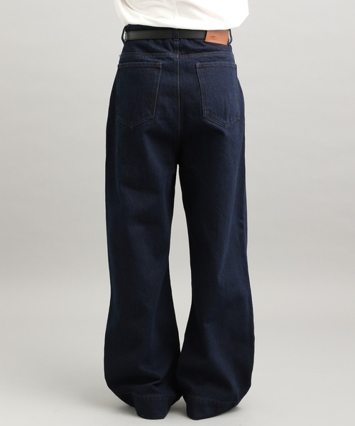 LURAKU(ルラク)の「【LURAKU】 tuck wide denim pants / タックワイドデニムパンツ|SETUP対応(デニムパンツ・メンズ・ブラック/インディゴブルー/ネイビー/ブルー・S/L/M)」の6枚目の写真