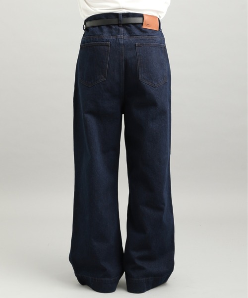 LURAKU（ルラク）の「【LURAKU】 tuck wide denim pants / タック